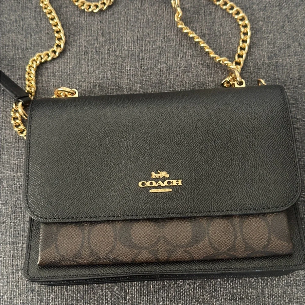 Coach Klare Crossbody with Gold Chain - Picture 2 of 6